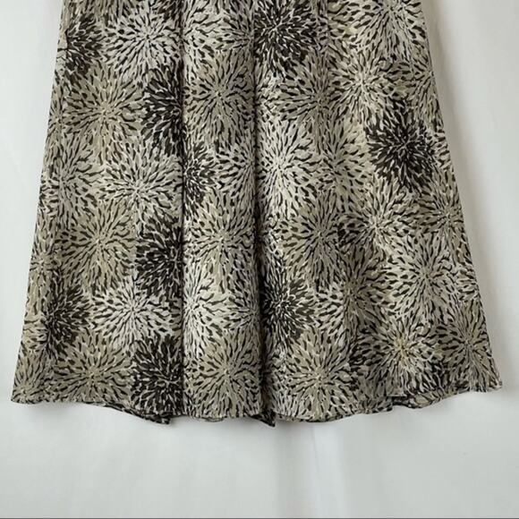 Geoffrey Beene Brown Tan Sheer Pleated Office to Date Night Skirt NWOT Size 2 - Picture 4 of 9